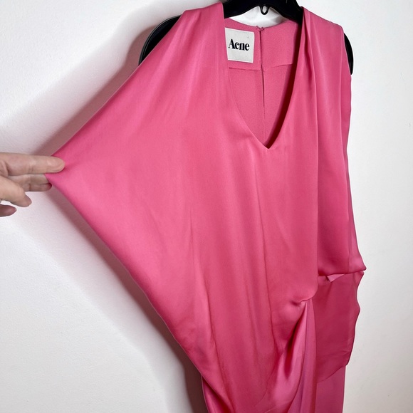 Acne Studios ‘Mallory’ Crepe Dress - Picture 3 of 13